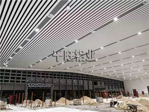 商洛千旺建材公司告诉你简单购买优质的蜂窝铝板