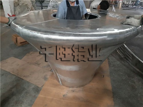 黄龙拉丝铝单板哪个品牌好？教你如何购买过硬拉丝铝单板